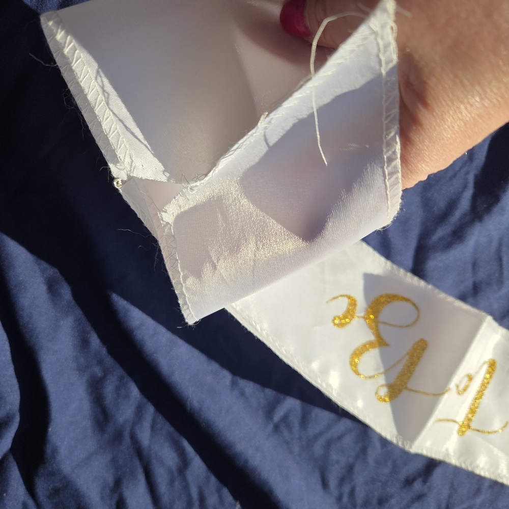 Bride Rhinestone Robe And Bride To Be Sash - Picture 7 of 7